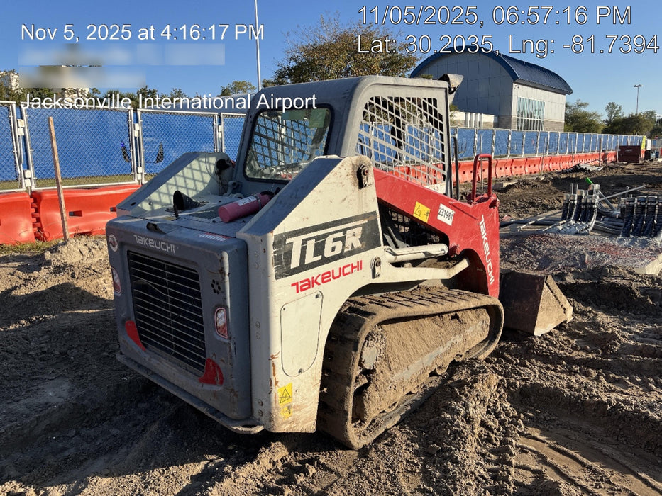 2022 TAKEUCHI TL6R