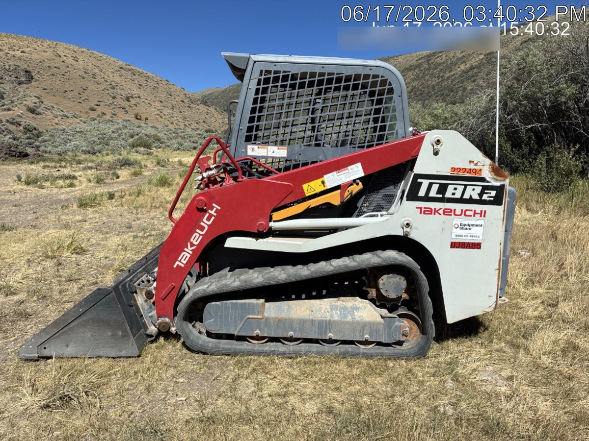 2022 TAKEUCHI TL8R2-R