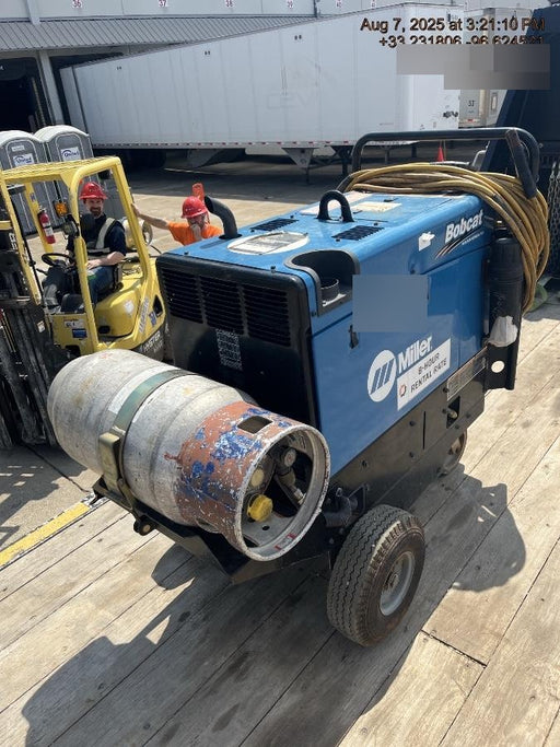 2019 Miller Electric BOBCAT 250 Standard w/Running Gear, Bracket, Hose