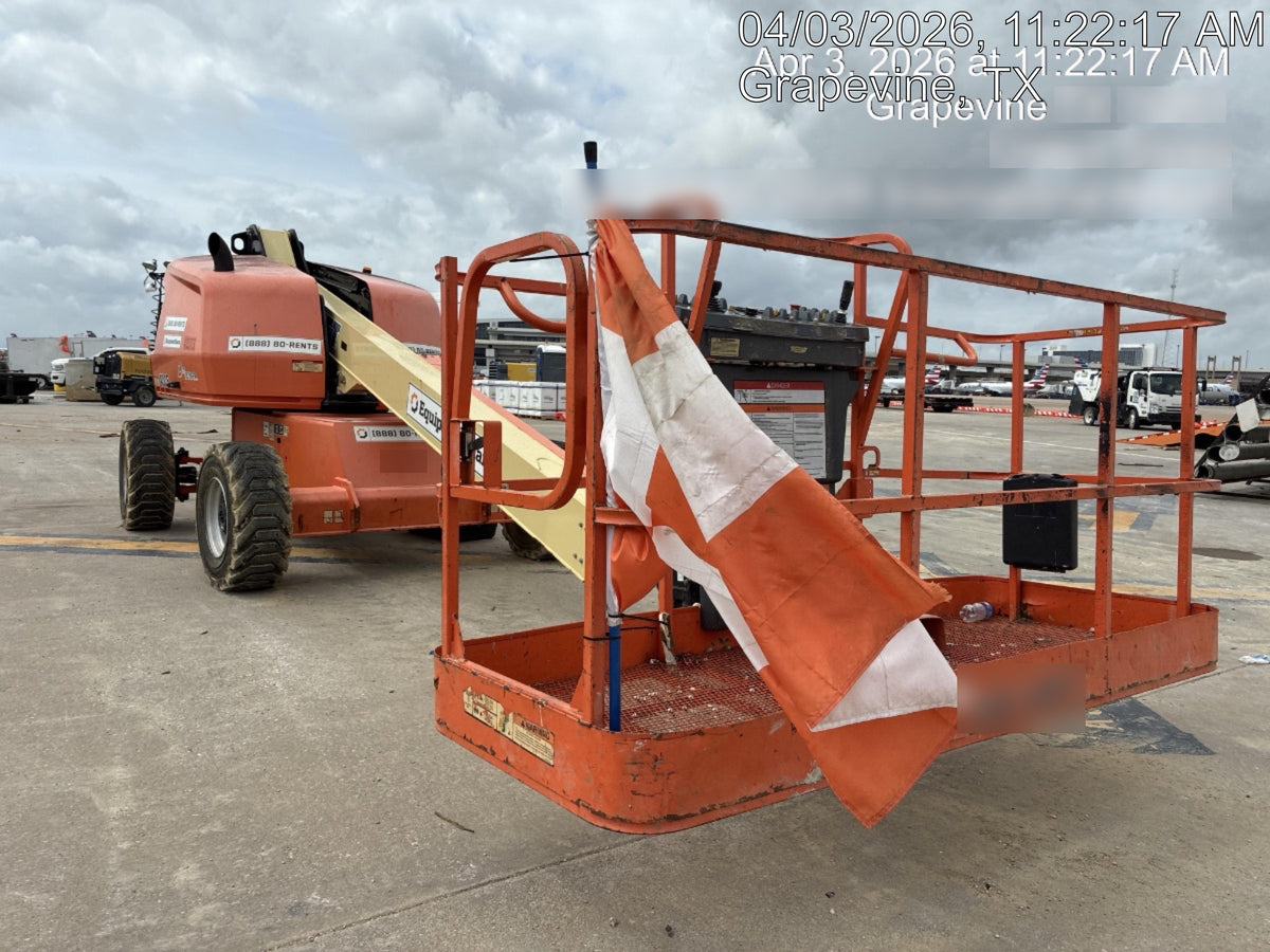 2019 JLG 400S