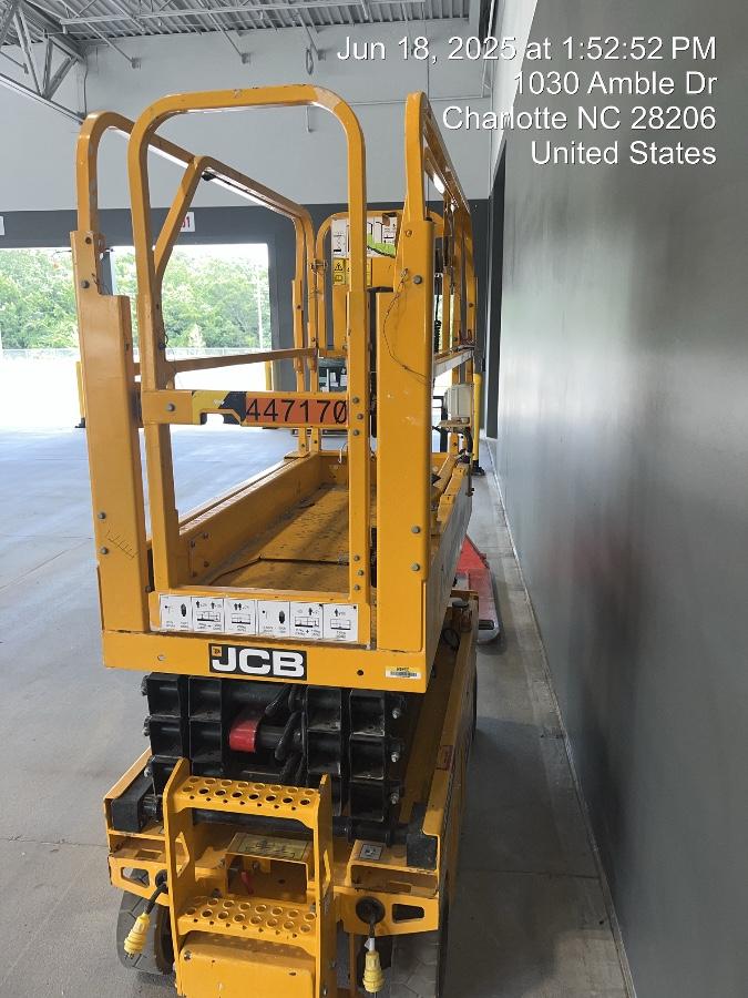2024 JCB S1932E