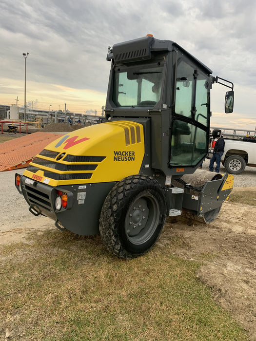 2021 WACKER NEUSON RC50