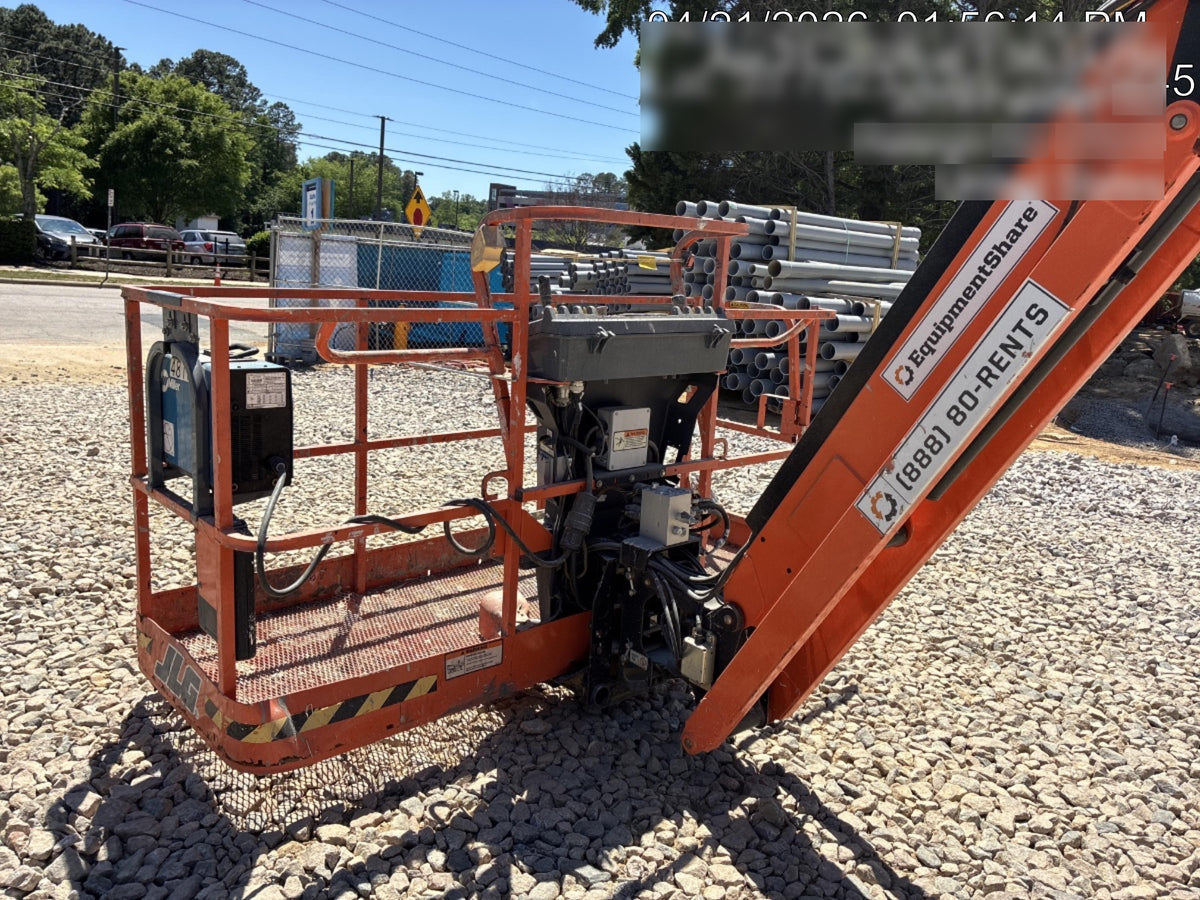 2022 JLG 860SJ