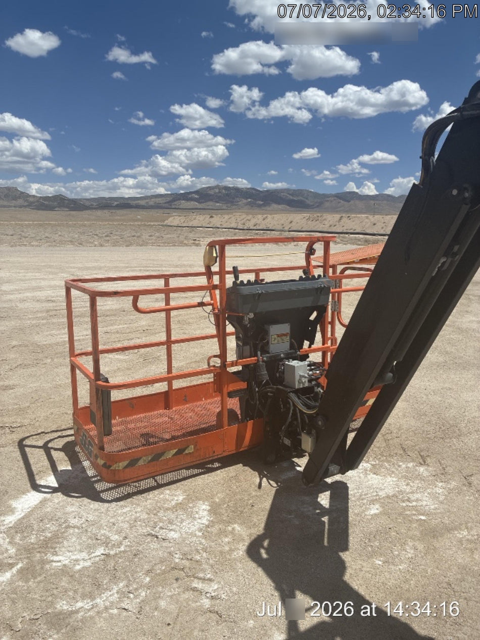2023 JLG 860SJ