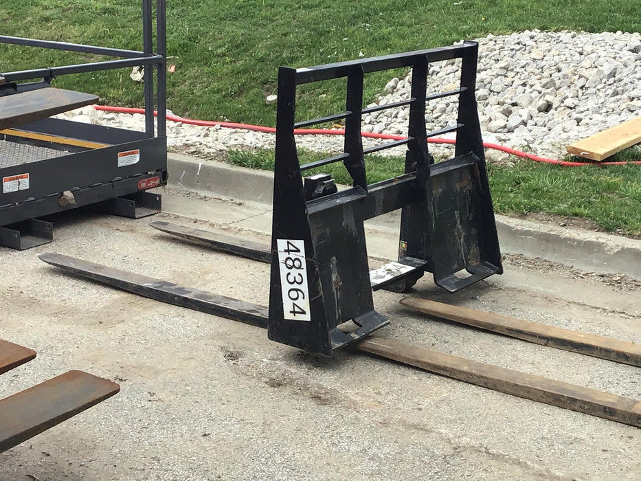 2019 ARROW MATERIAL HANDLING 60" Pallet Forks - Arrow
