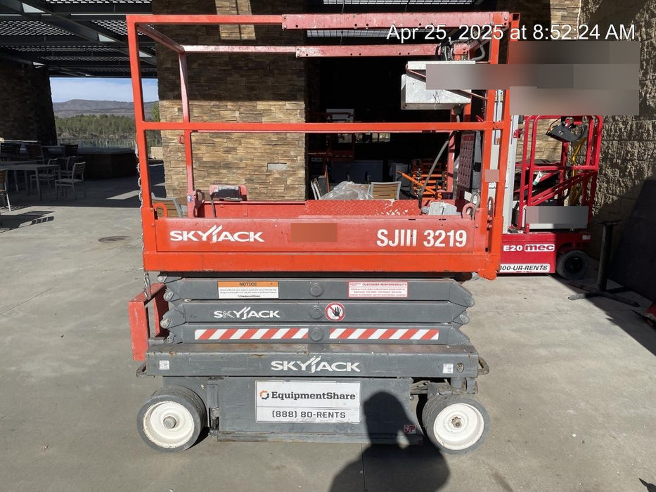 2018 SKYJACK SJIII-3219