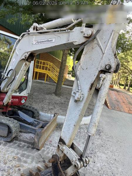 2021 TAKEUCHI TB235-2CR