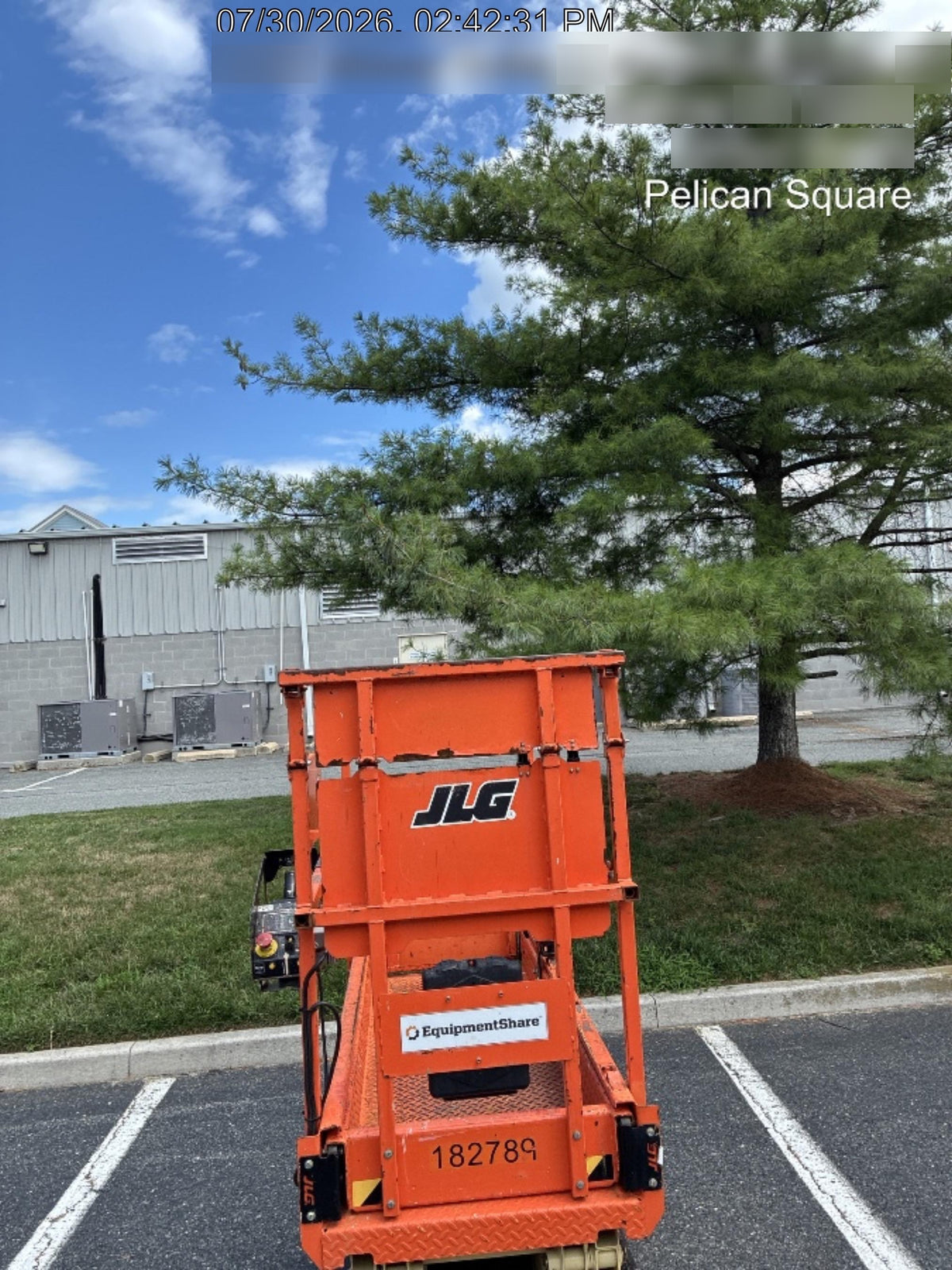 2021 JLG ES1932
