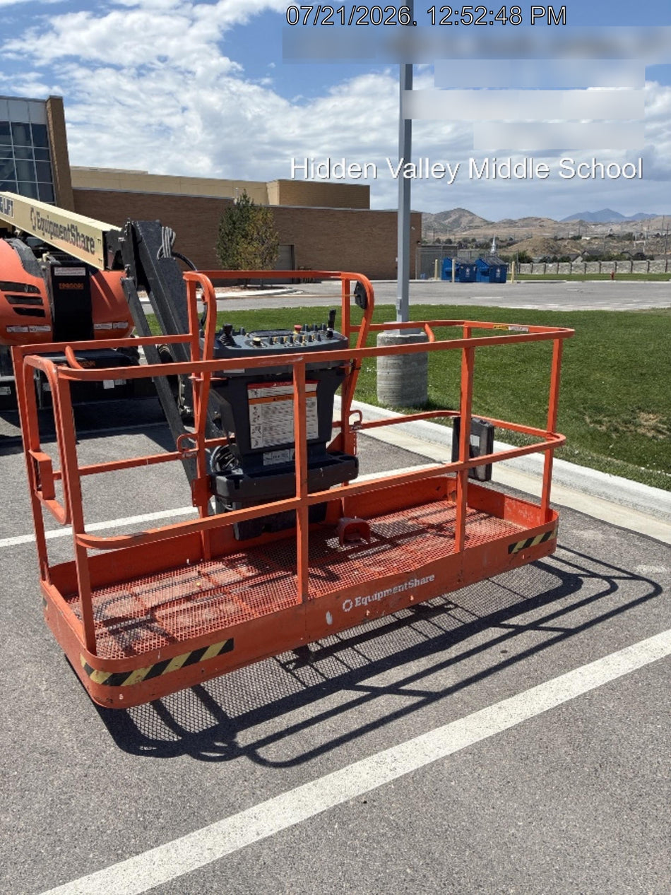 2024 JLG 600AJ