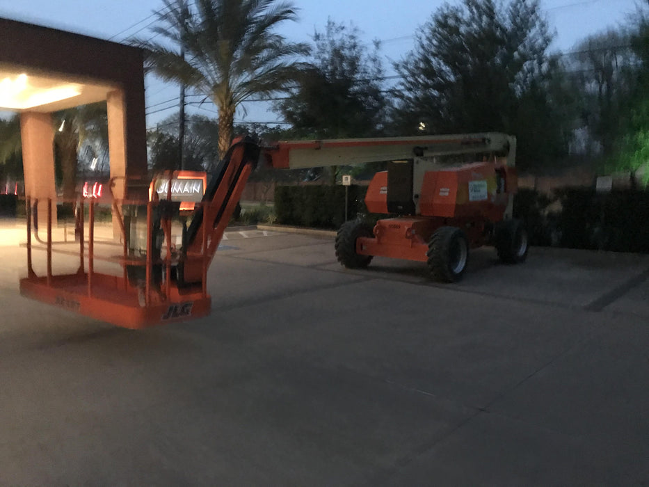 2020 JLG 800AJ