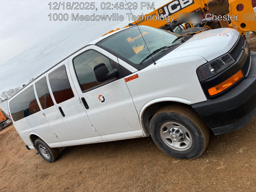 2023 CHEVROLET Express Van - Rental