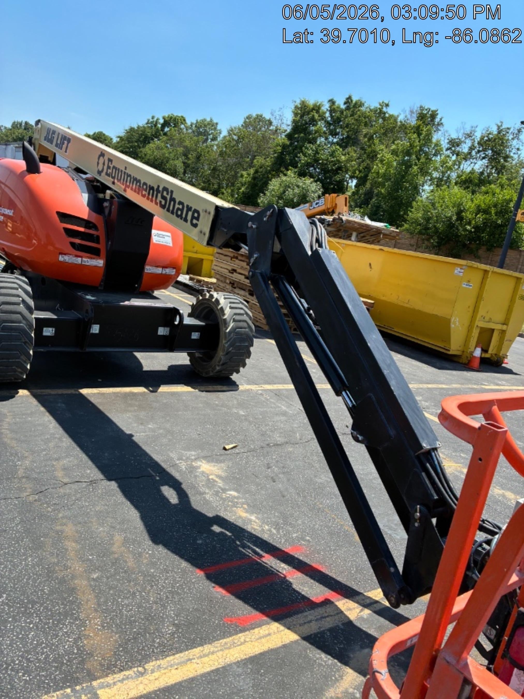 2023 JLG 600AJ