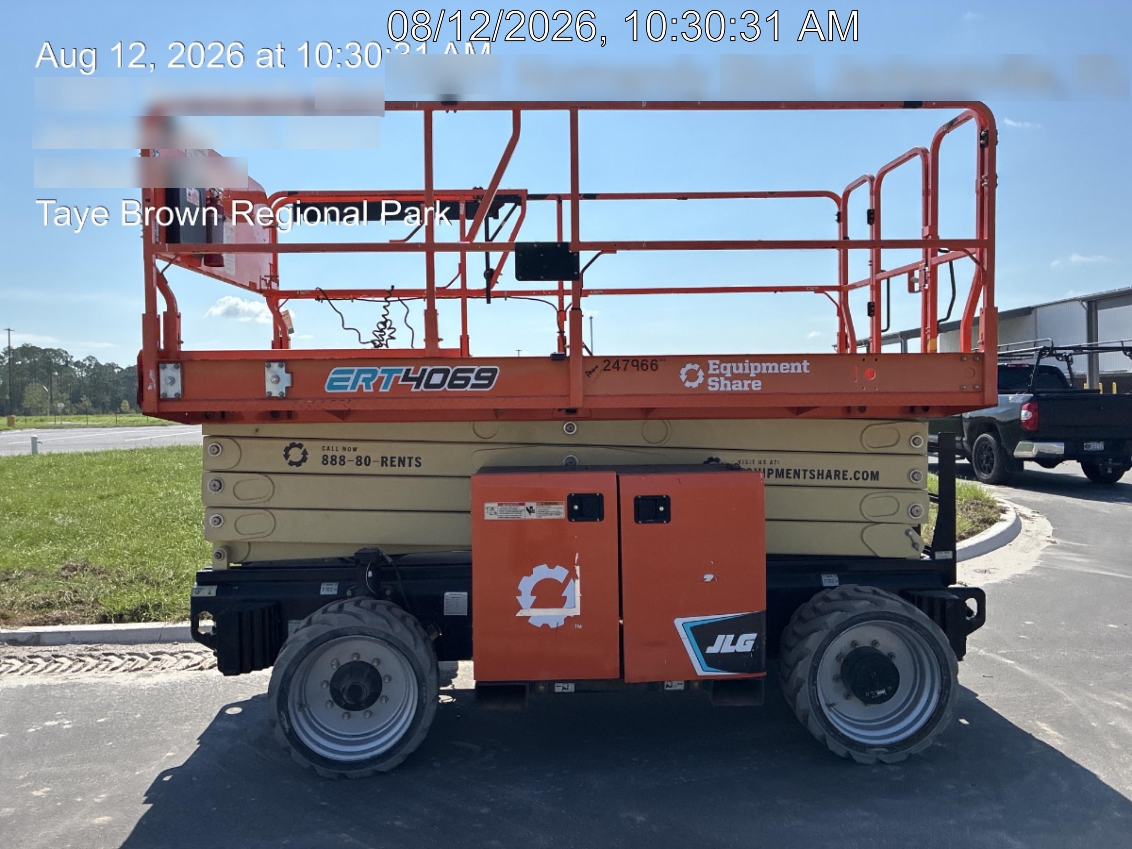 2022 JLG ERT4069