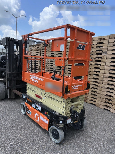 2024 JLG ES1932