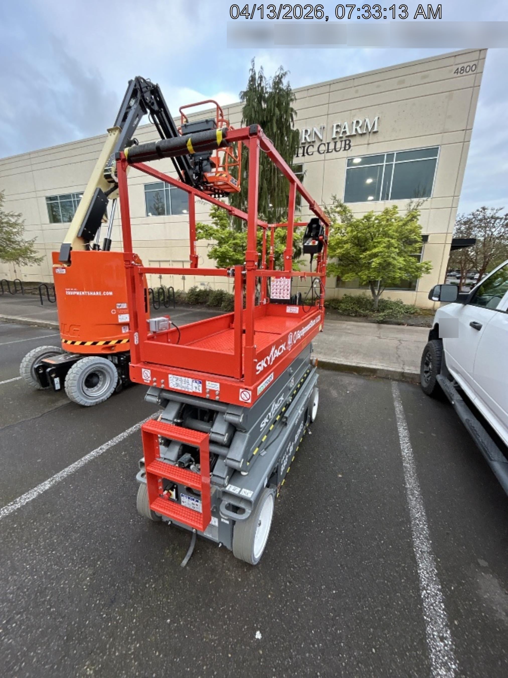 2025 SKYJACK SJ3226