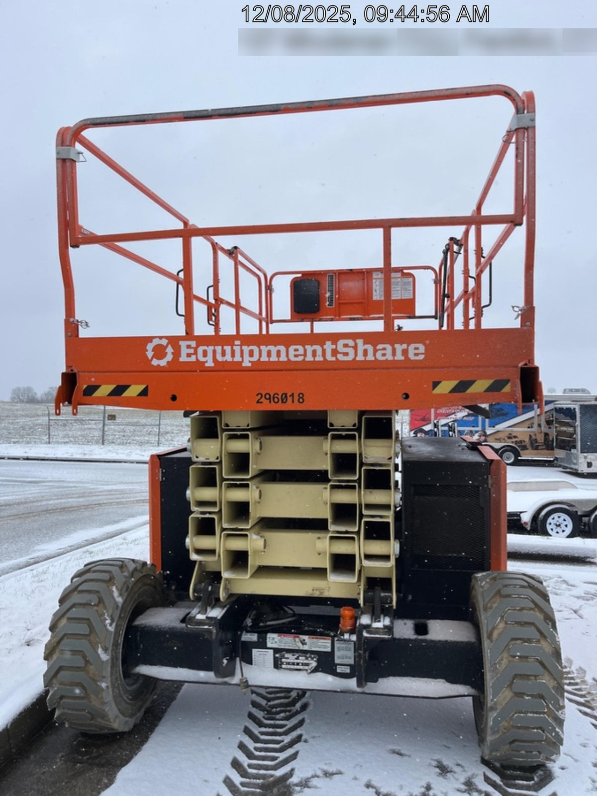 2023 JLG RT4394