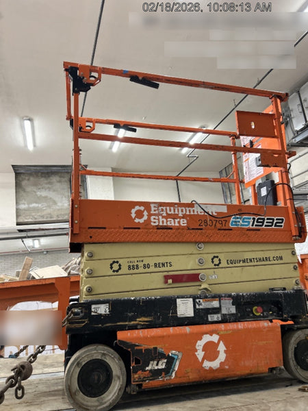 2022 JLG ES1932