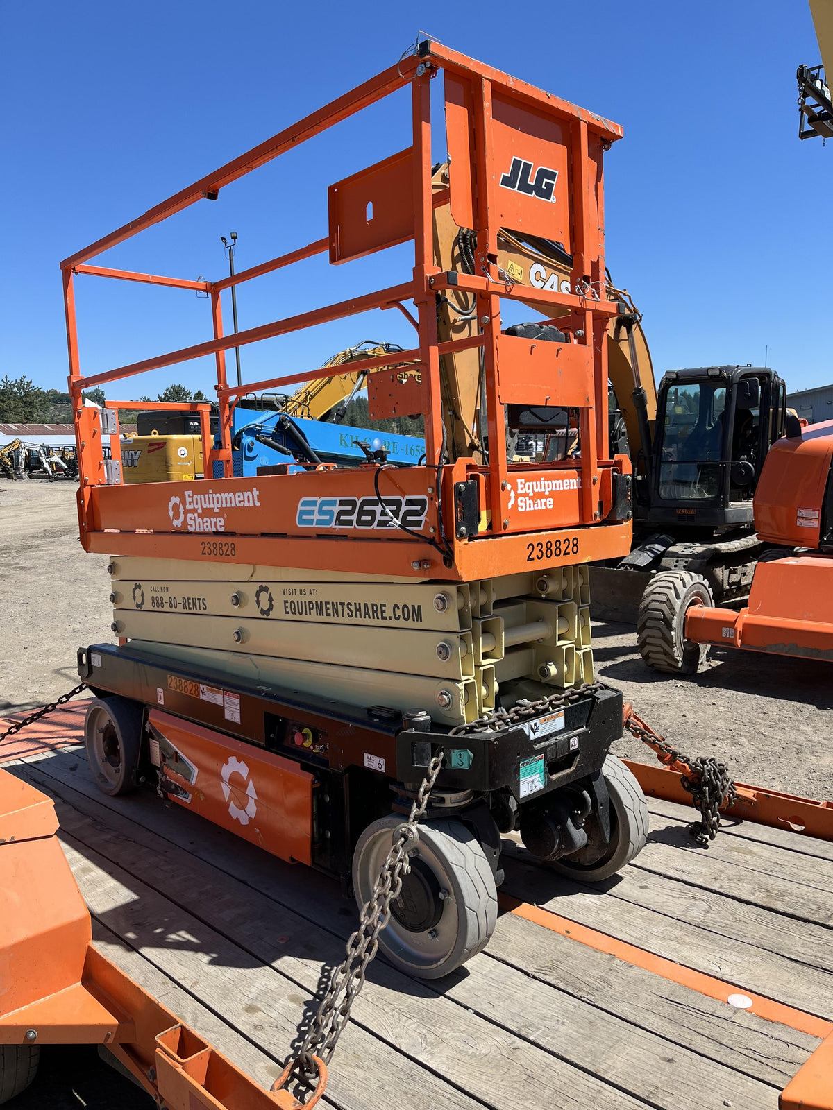 2022 JLG ES2632