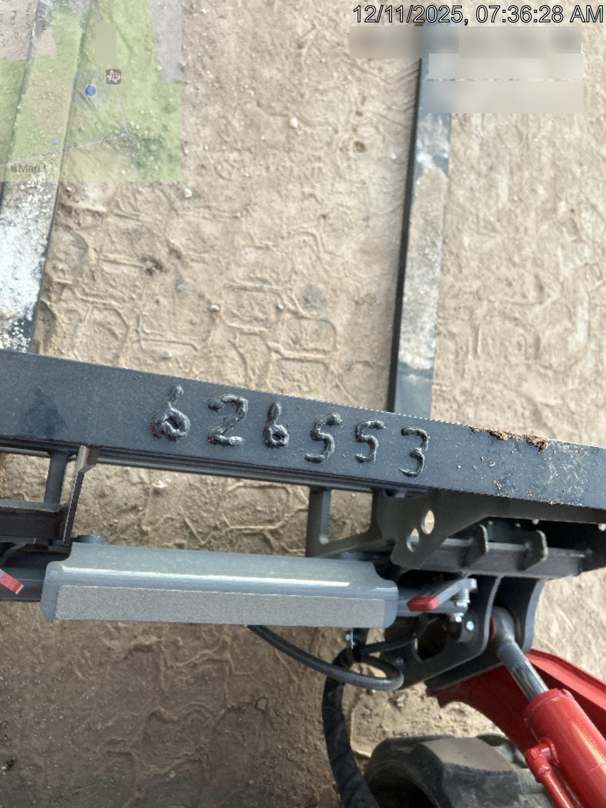 2025 ARROW MATERIAL HANDLING 48" Pallet Forks - Arrow
