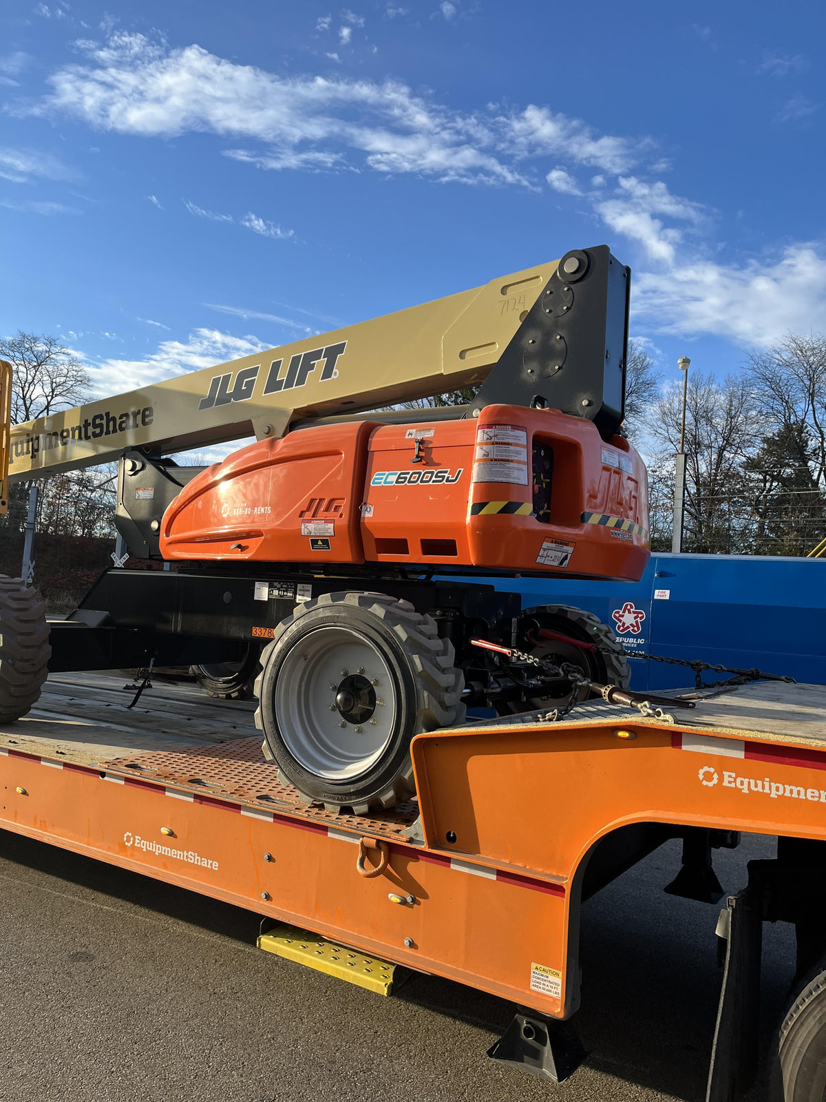 2023 JLG EC600SJ
