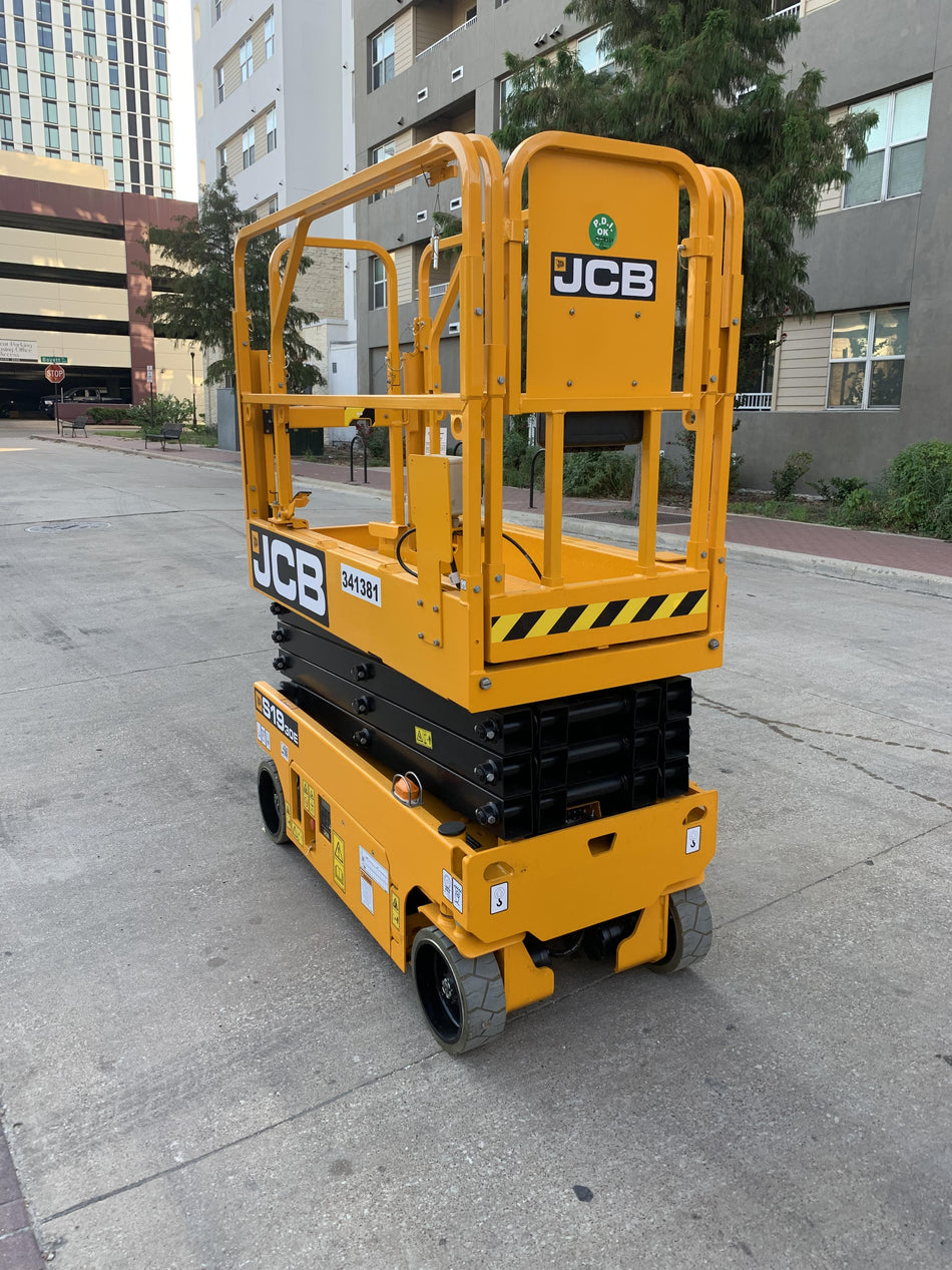 2023 JCB S1930E