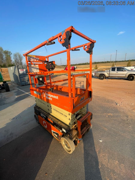2022 JLG ES1932