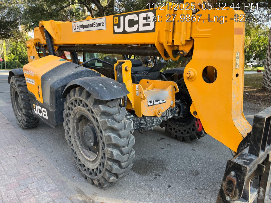 2023 JCB 510-56