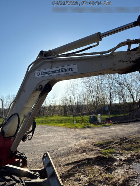 2019 Takeuchi TB260 Takeuchi TB260 Canopy w/Rubber Tracks, Auxiliary Hydraulics, Standard Blade, Manual QC, 12 / 18 / 24" Buckets, Hydraulic Thumb Installed