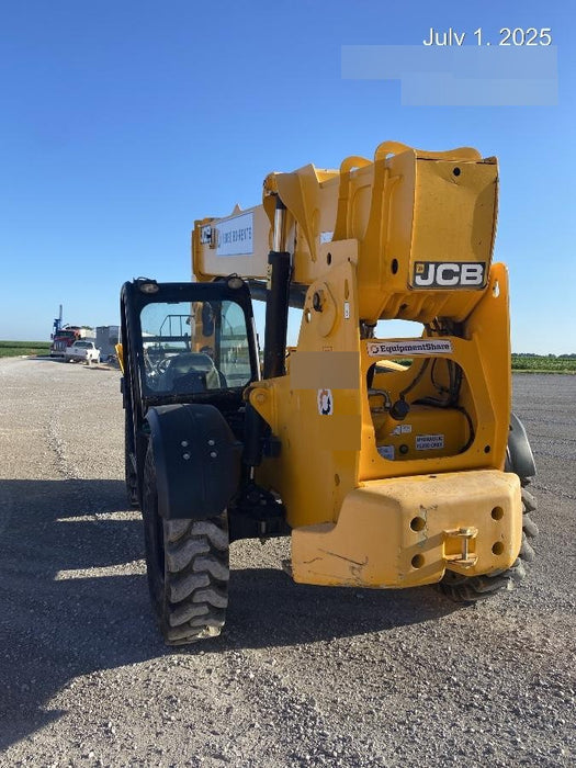 2019 JCB 512-56 Canopy, 109 HP, Solid Tires, STD Worklight, Beacon, Aux Hydraulics, Lifting Eye, Back up Alarm w/66" Carriage/60" Forks