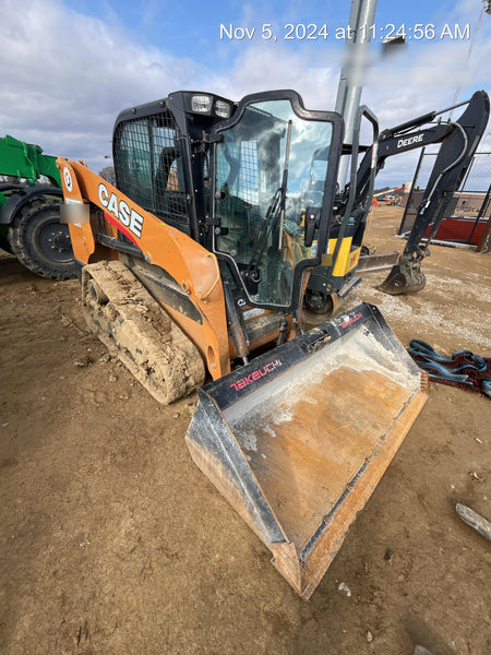 2021 CASE TR270B