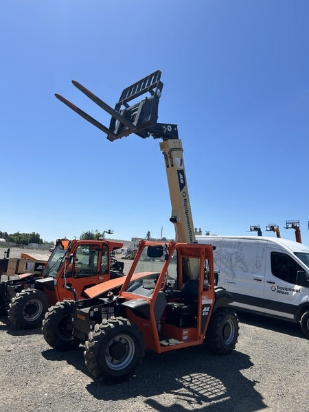 2026 JLG 519