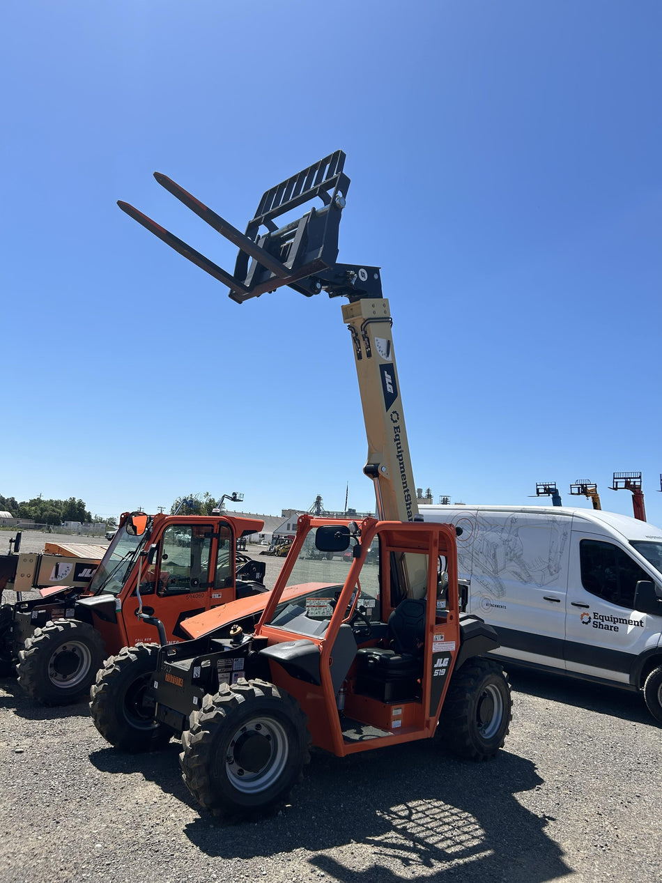 2026 JLG 519