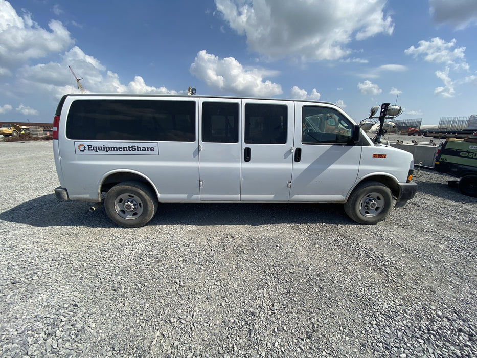 2022 GMC Savana 3500