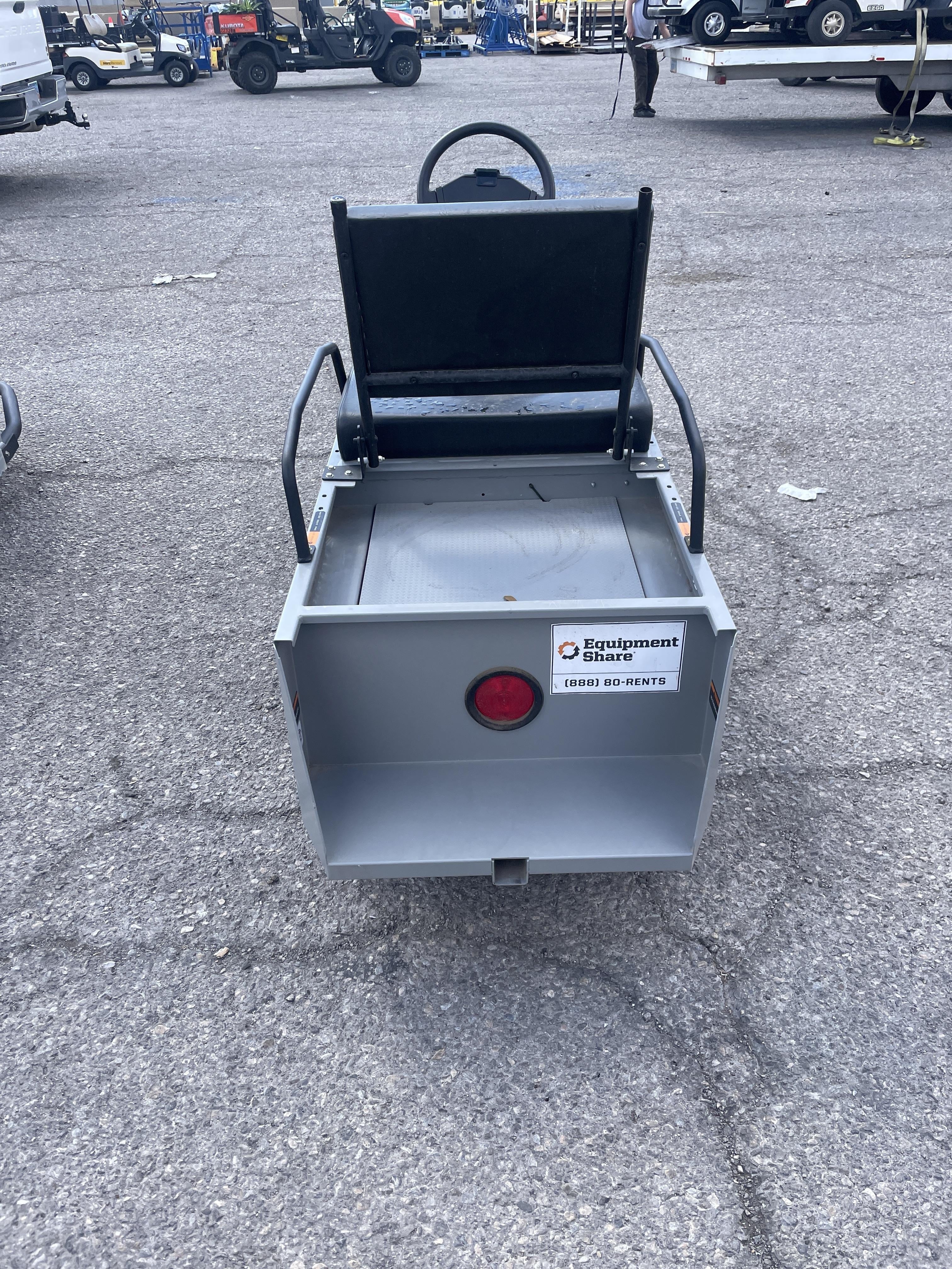 2022 COLUMBIA Expediter
