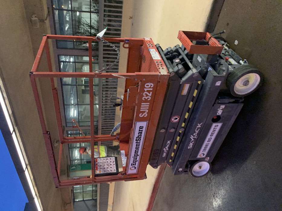 2018 SKYJACK SJIII-3219