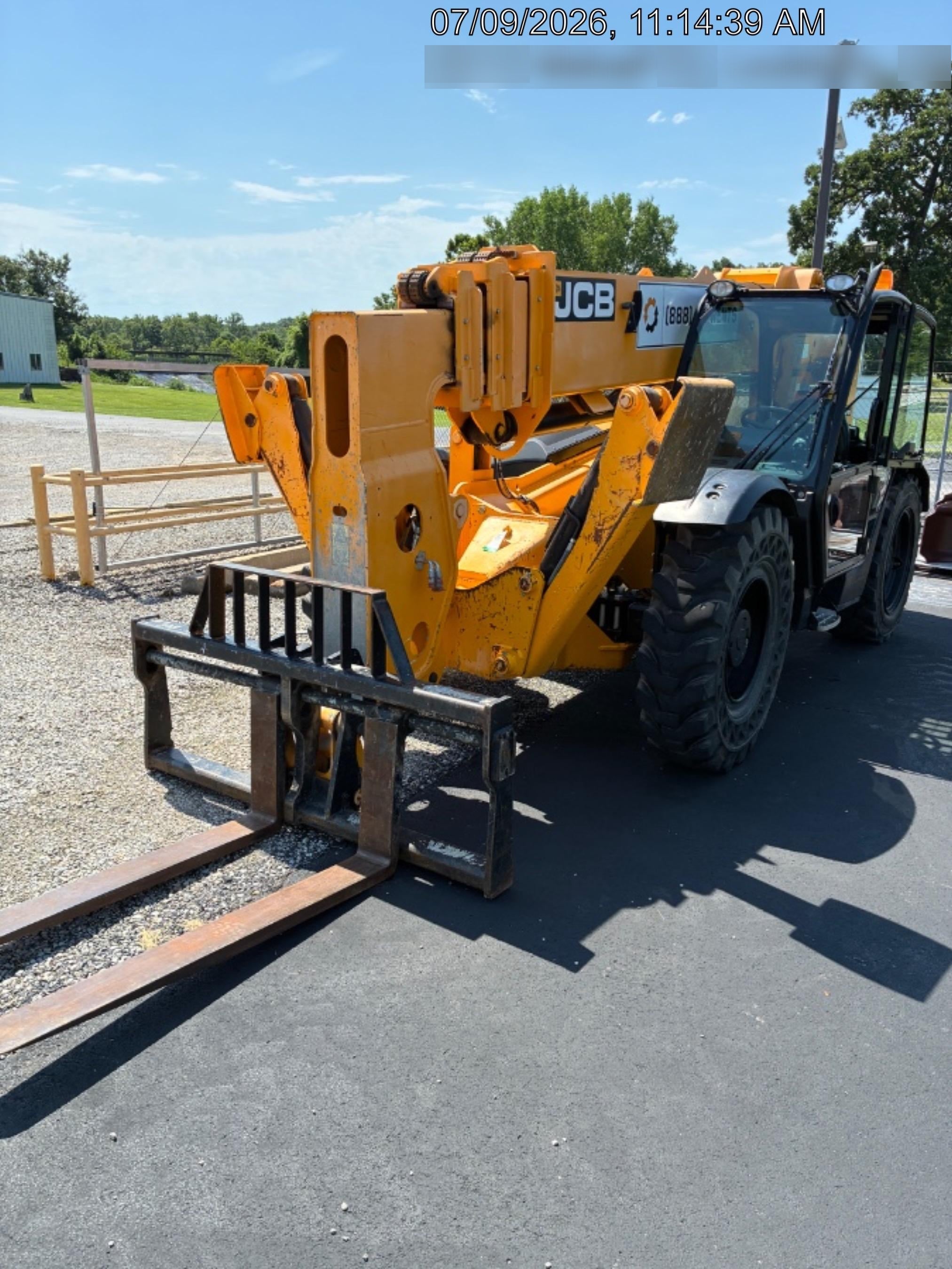 2020 JCB 510-56