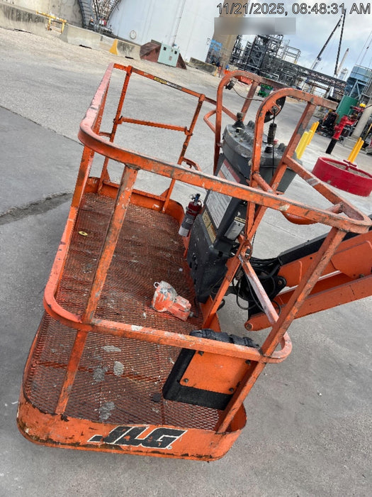 2019 JLG 660SJ