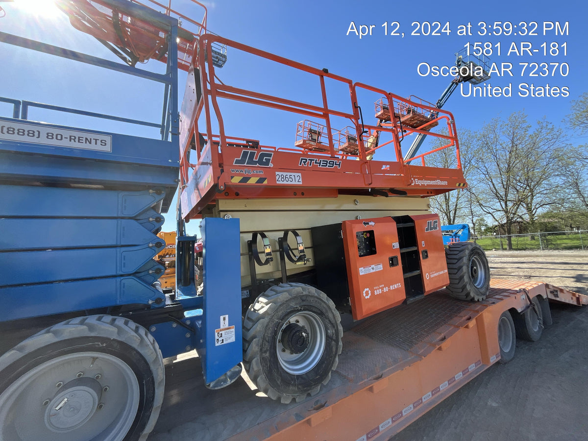 2022 JLG RT4394