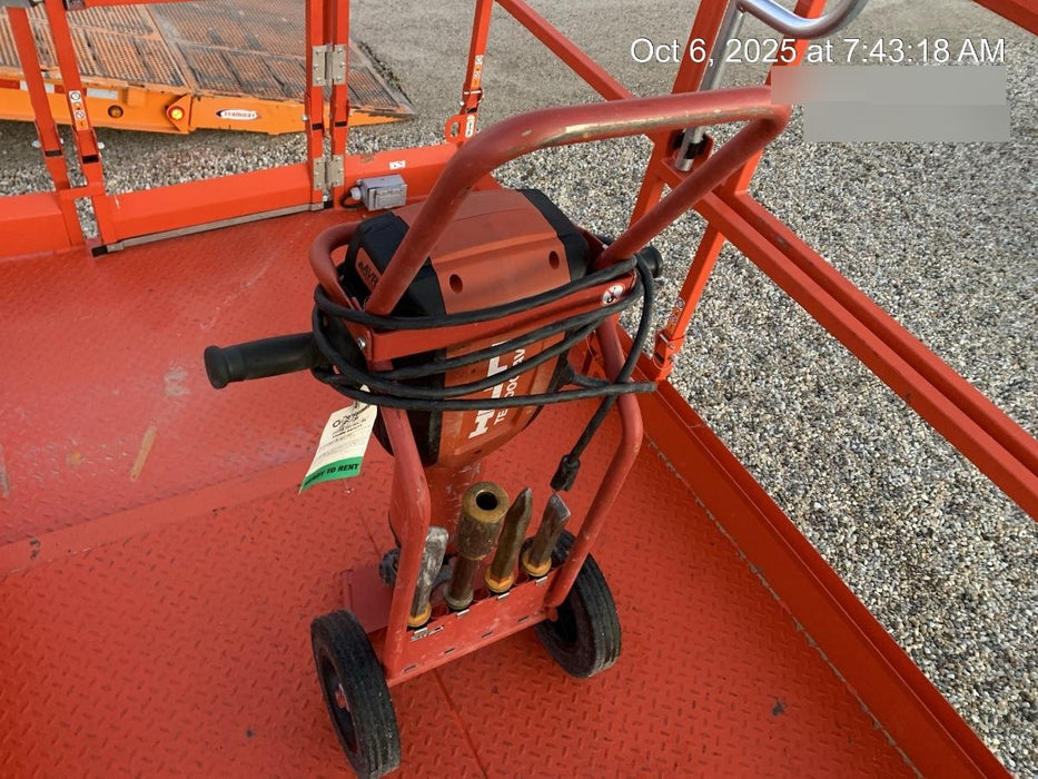 2021 HILTI TE 3000-AVR