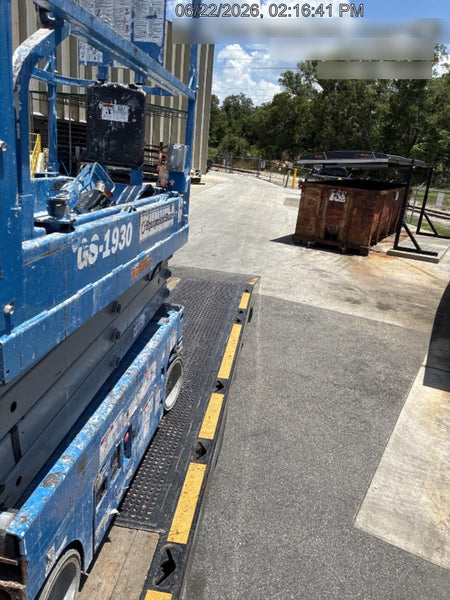 2020 Genie GS-1930 Solid Non Marking Tires, Beacon, Folding rails with half height swing gate