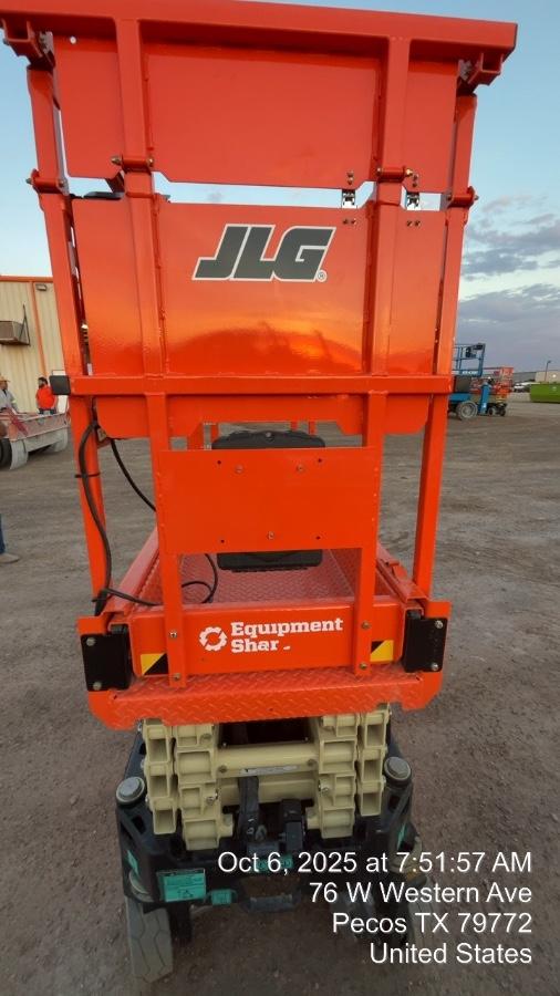 2025 JLG ES1932