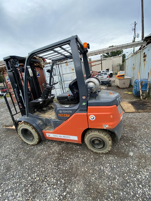 2022 TOYOTA 50-8FGU25