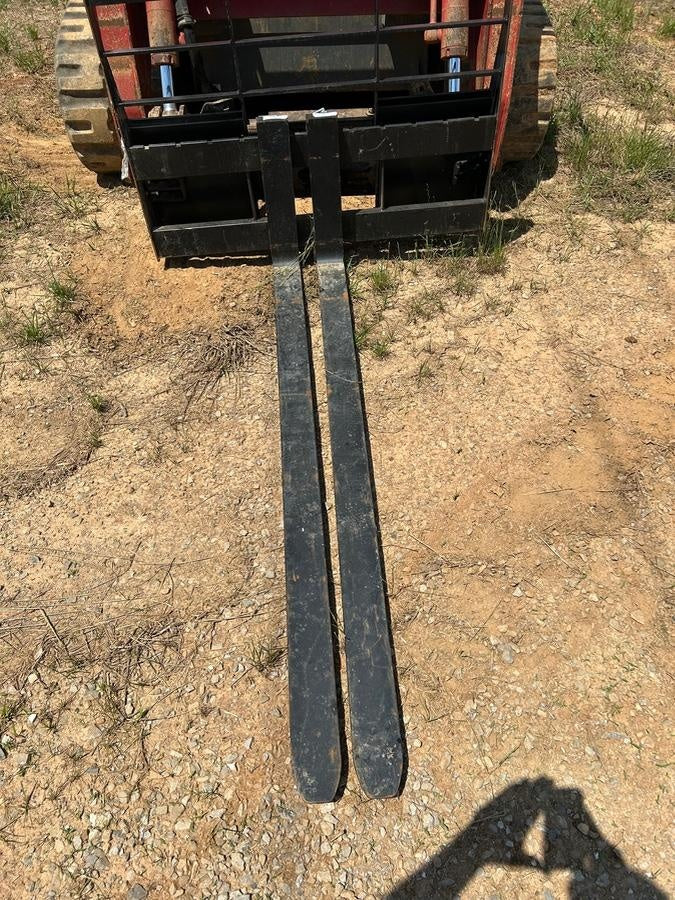 2025 ARROW MATERIAL HANDLING 24" Pallet Fork Frame