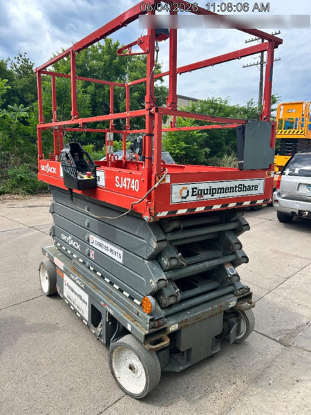 2021 SKYJACK SJ4740