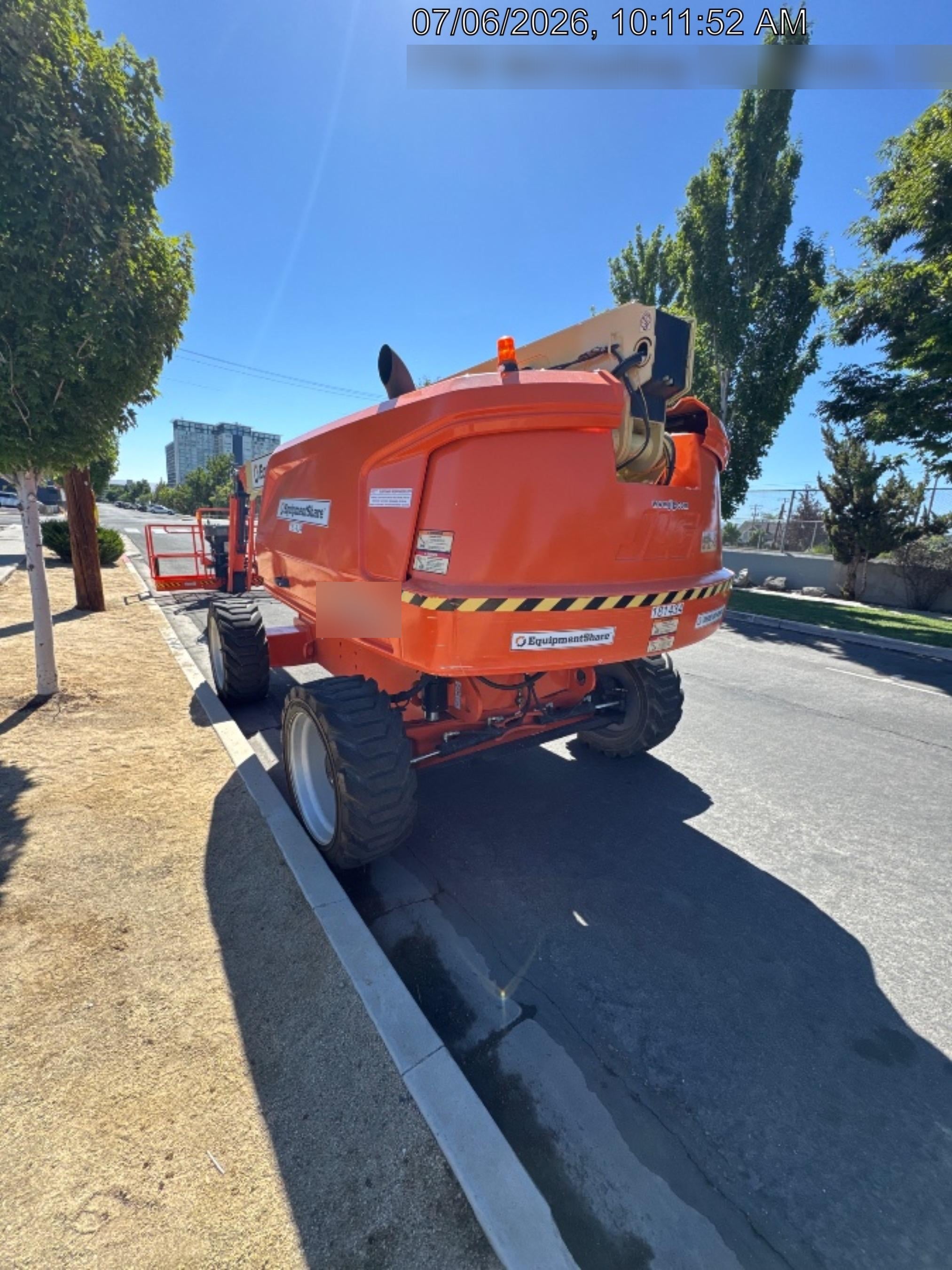 2021 JLG 660SJ