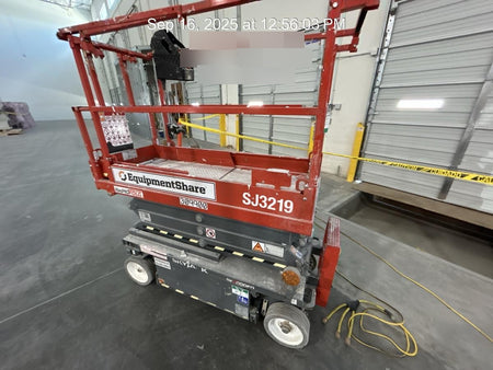 2023 SKYJACK SJ3219