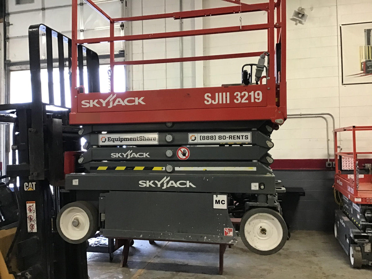 2018 Skyjack SJIII-3219 Standard Rental Specs