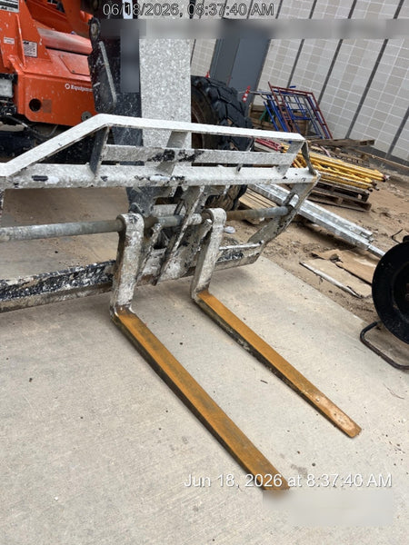 2022 SKYTRAK 8042
