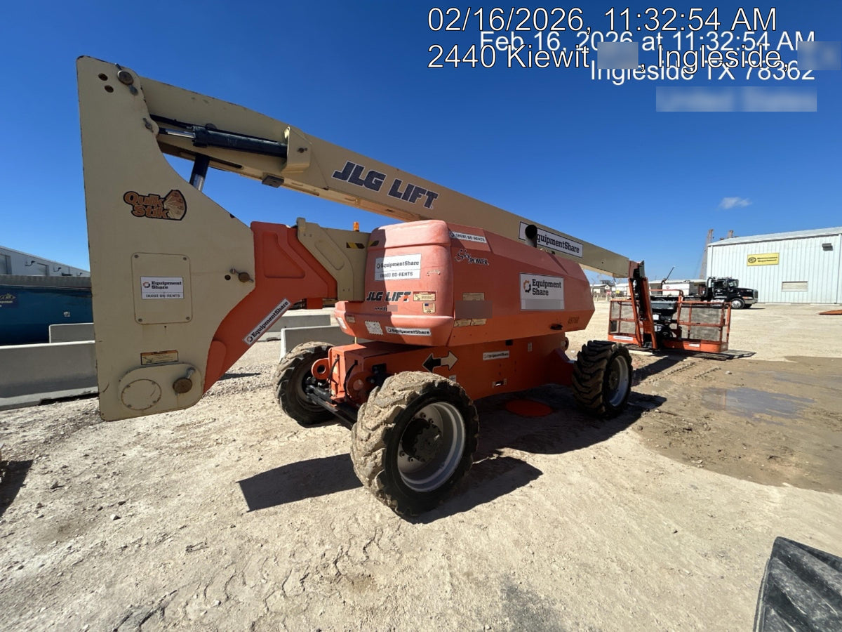 2019 JLG 800AJ