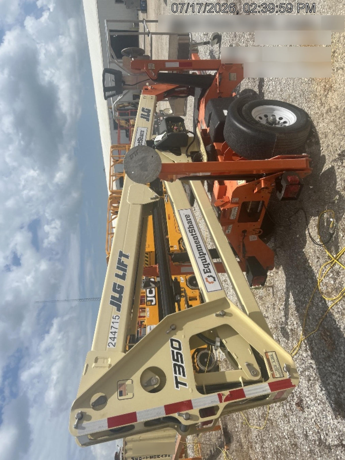 2022 JLG T350